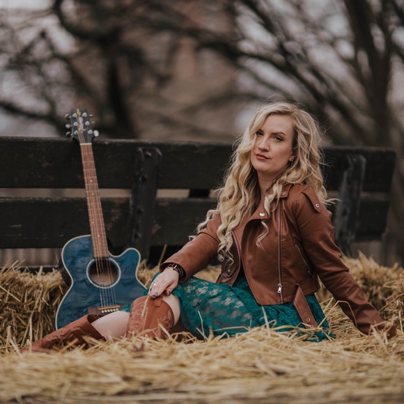 Meet your Posher, Jamie - Picture 3 of 4